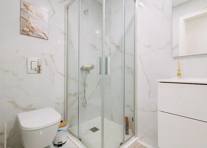 صورة Clarity Beach House - Modern Apartment فيغيورا دا فوز