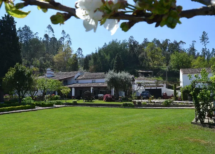 foto di Quintal De Alem Do Ribeiro-Turismo Rural Hotel Lousã